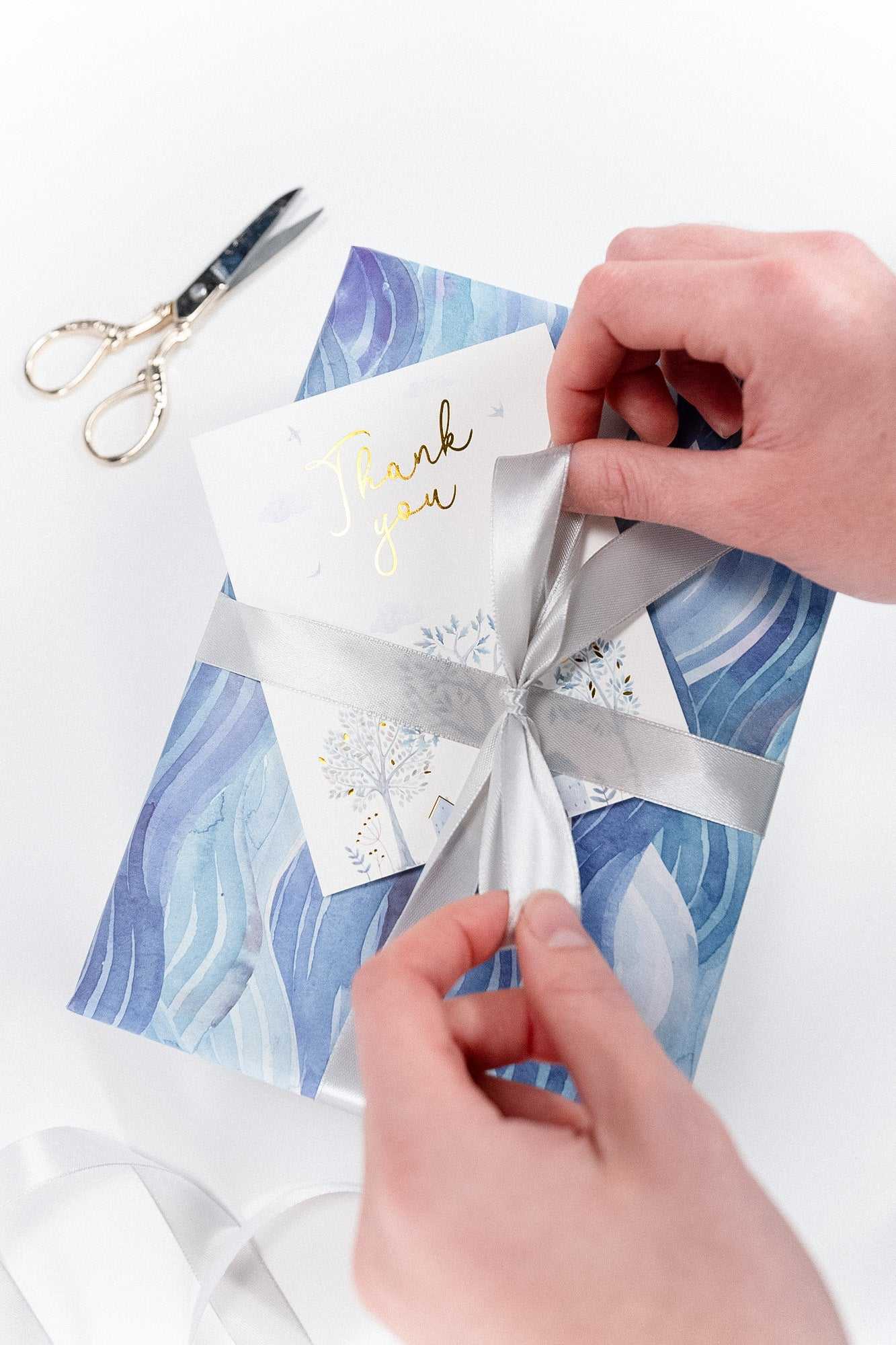 Hues of Blues Wrapping Paper Kit